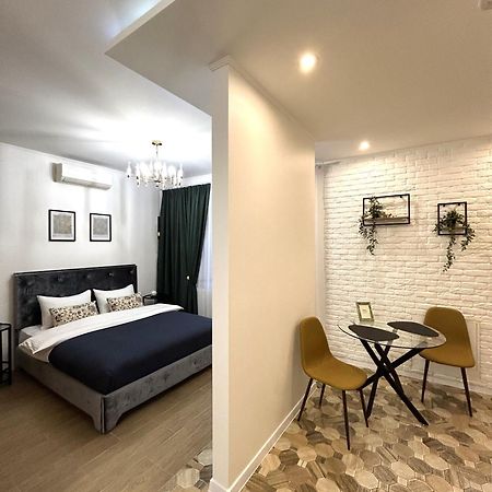 Modern Apartment, 100M To Opera Leopoli Esterno foto