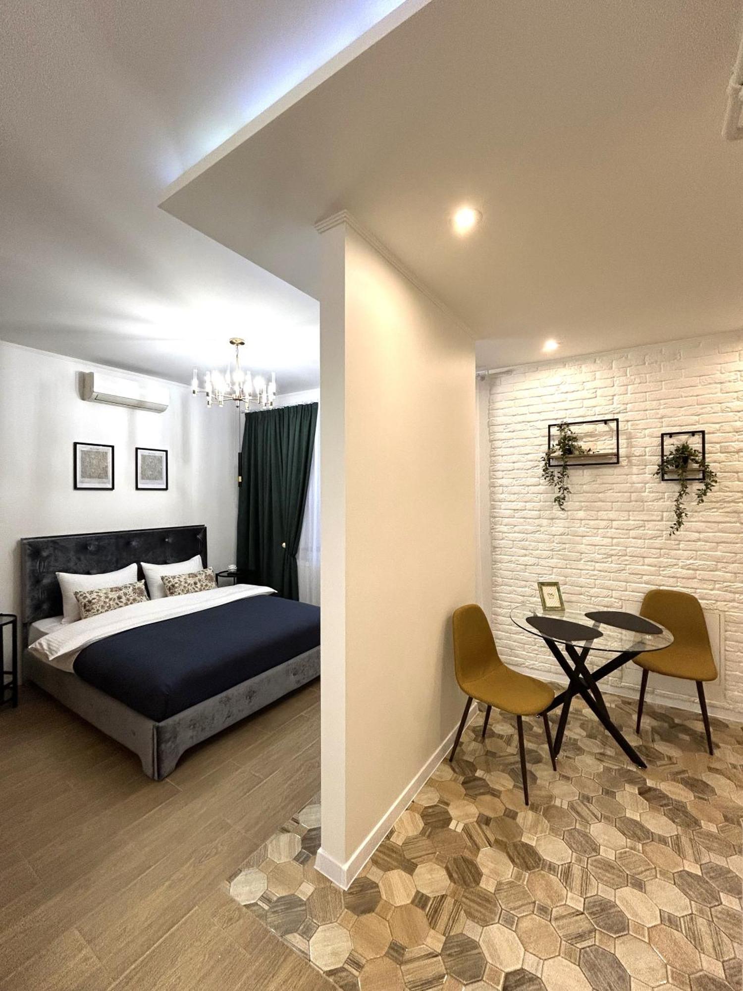 Modern Apartment, 100M To Opera Leopoli Esterno foto