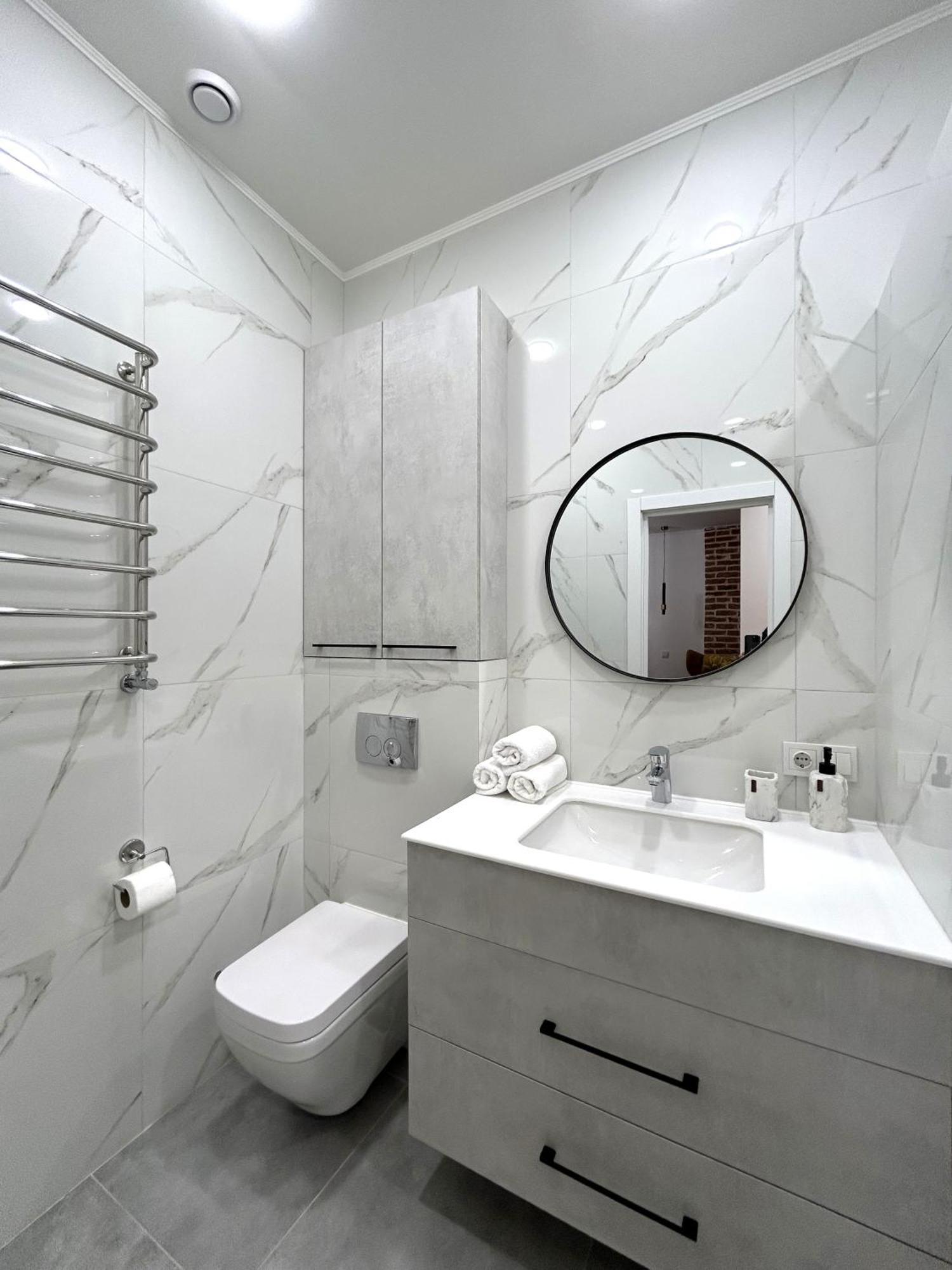Modern Apartment, 100M To Opera Leopoli Esterno foto